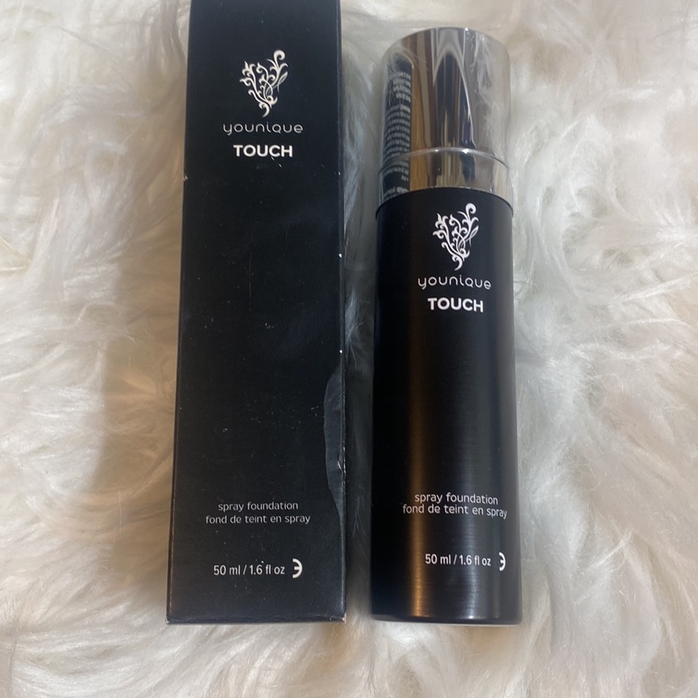 1-Younique Touch spray foundation Taffeta